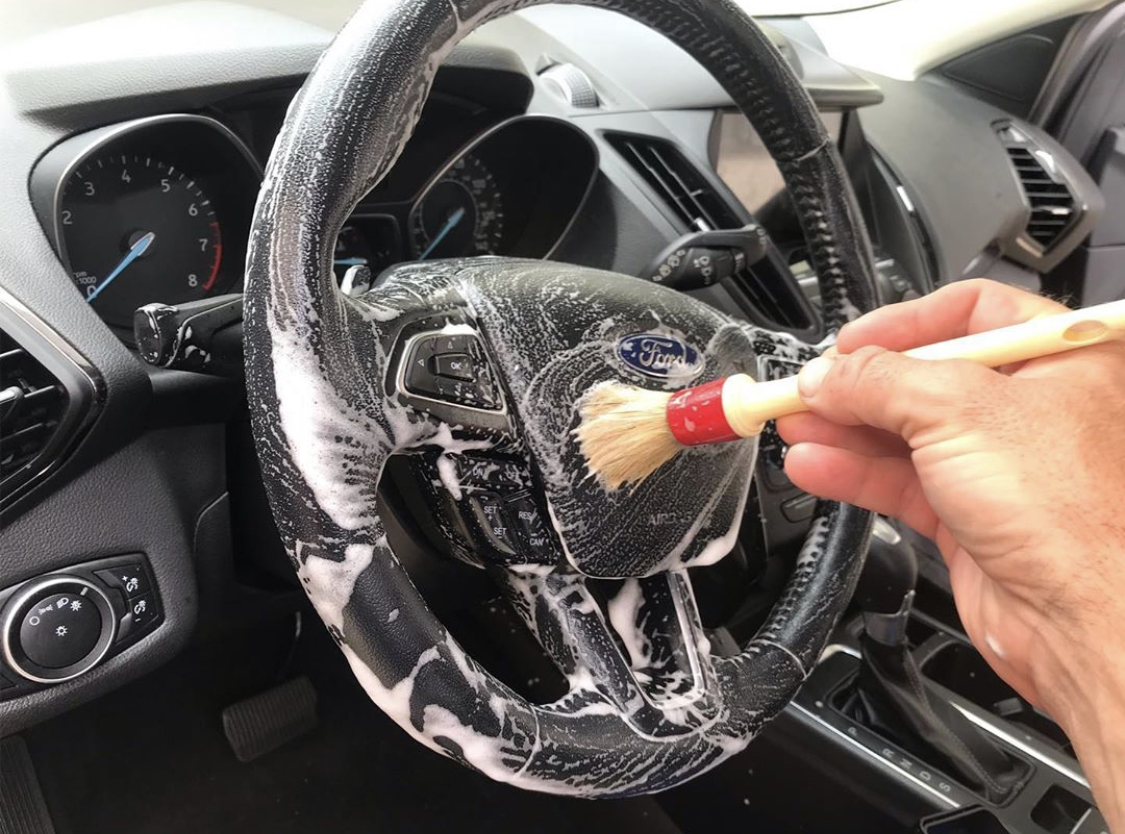 Steering Wheel Cleaner: The Ultimate Guide to Keeping Your Steering Wheel Spotless